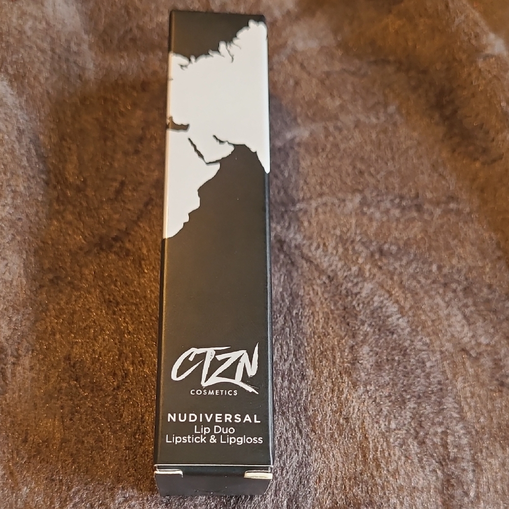CTZN Cosmetics Lip Duo In Dubai.